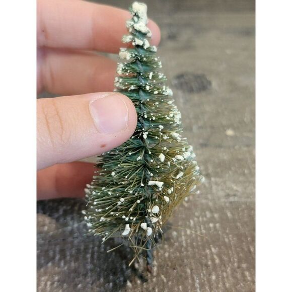 Xmas pine tree Snow Village accessory Decor figure - Picture 2 of 4